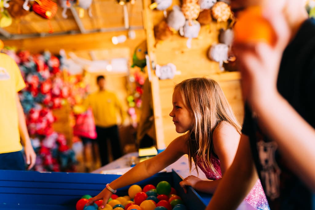Bö Sommarland - Barn som spelar