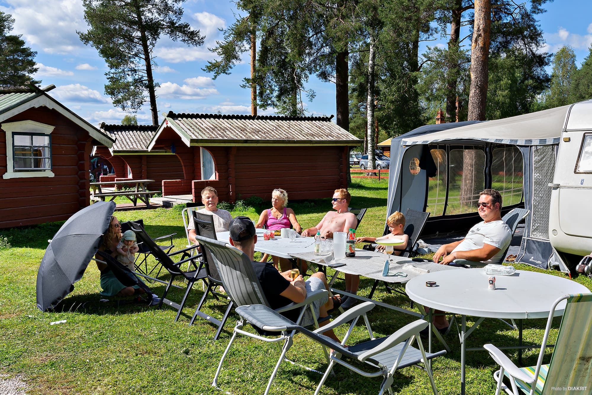 Familj på campingplatsen i Dalarna, First Camp Orsa