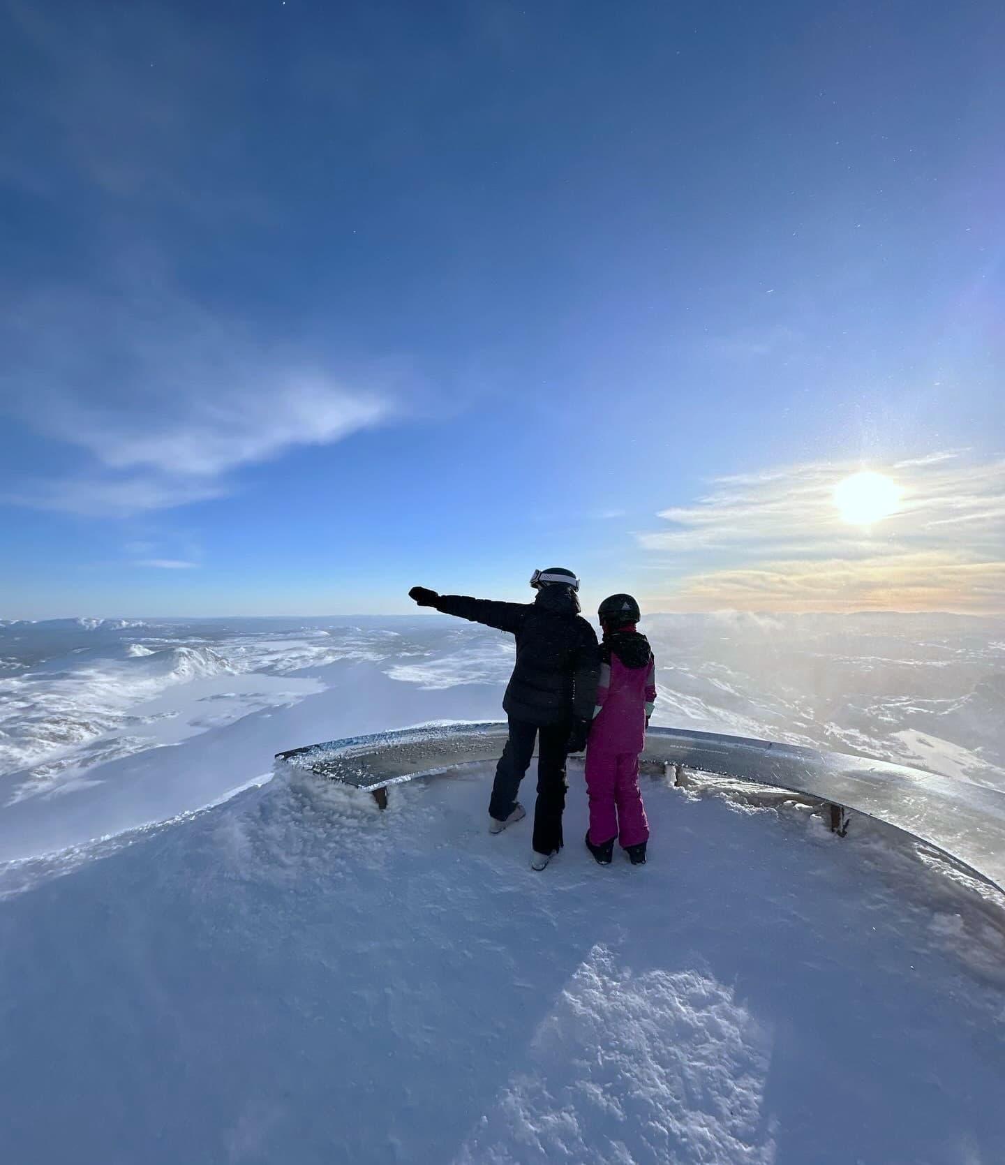 Utsikt fra vinterlige Gaustatoppen Telemark