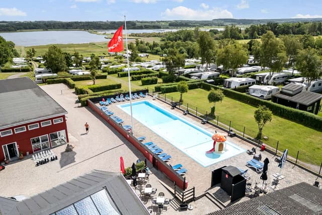 Pool på campingpladsen Tempelkrogen – Holbæk