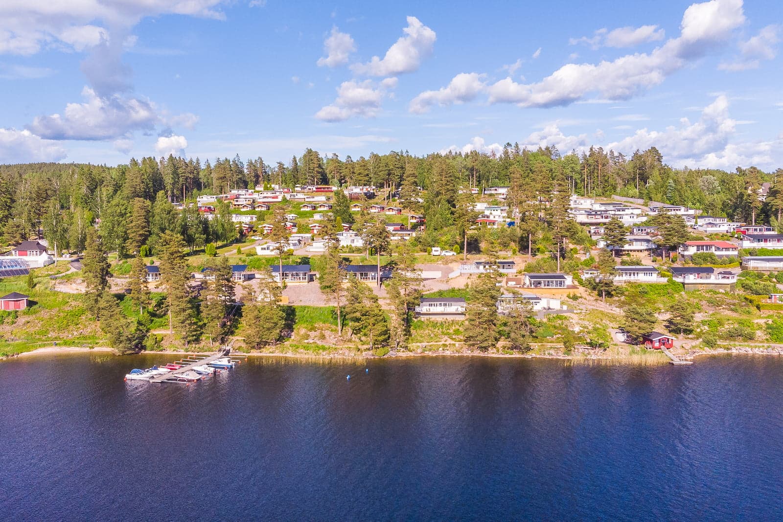 Välkommen till Sommarvik – Årjäng, en naturnära camping i Värmland