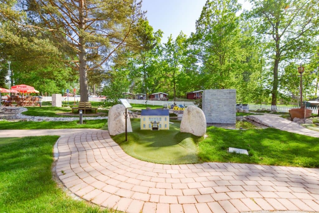 Trollskogen vid campingen First Camp Herrgårdsliv - Kristinehamn