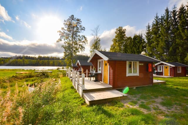 Exteriör för mysiga stuga Fiskartorp på Sommarvik i Värmland.