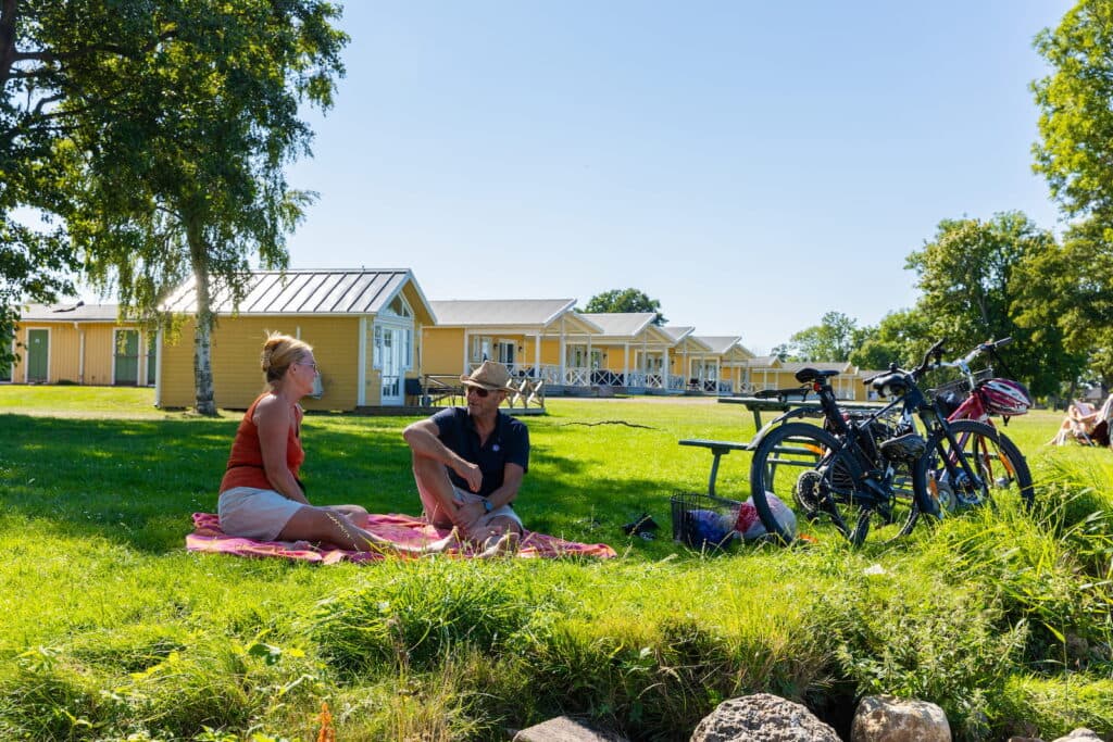 Stugor i Vadstena precis vid Vättern på First Camp Vadstena - Vättern