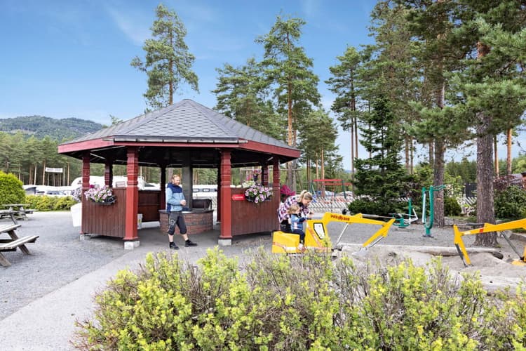Burstove hytte | Bø - Telemark | First Camp